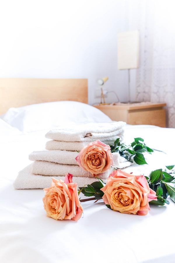 ורשה Sunny Apartment In Old Town מראה חיצוני תמונה