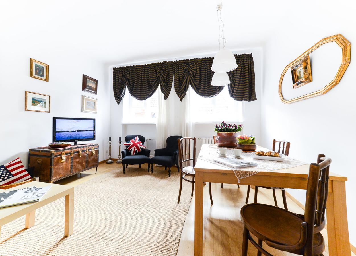 ורשה Sunny Apartment In Old Town מראה חיצוני תמונה